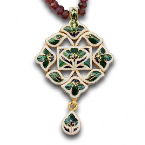 Antique Jewellery  - Enamel And Gold Pendant With Diamonds And A Table Cut Garnet, India Circa