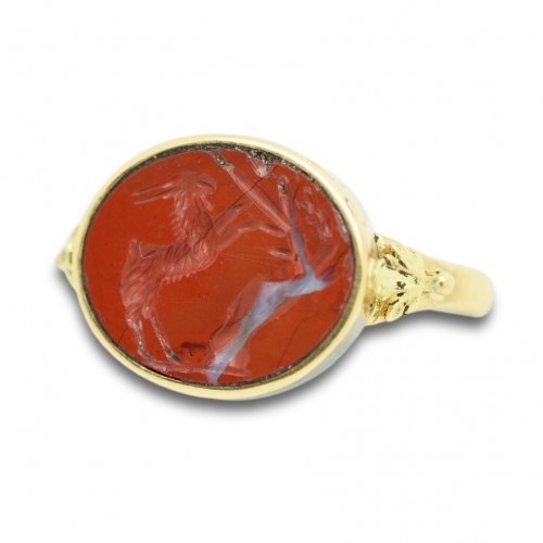 Gold Ring With A Jasper Intaglio Of A Grazing Goat. Roman, 1st - 2nd Centur - Antique Jewellery Style 