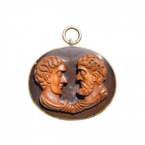 Camée en agate aux bustes de l'Empereur Hadrien et Ad' ntinoüs, Italie vers 1700.