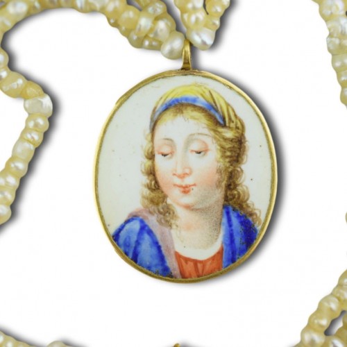 Antiquités - Pendentif en or et émail représentant le Christ et la Vierge, France XVIIe siècle