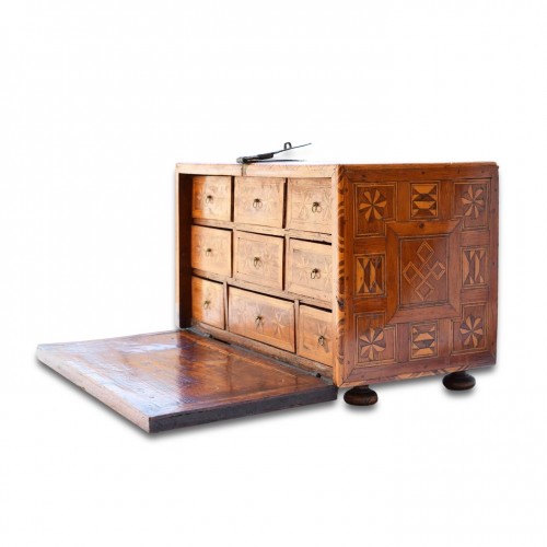 Marquetry Fall Front Table Cabinet. Spanish Colonial, Early 18th Century. - 