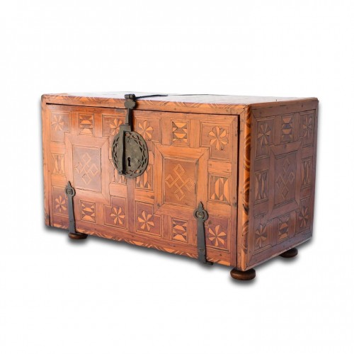 Antiquités - Marquetry Fall Front Table Cabinet. Spanish Colonial, Early 18th Century.