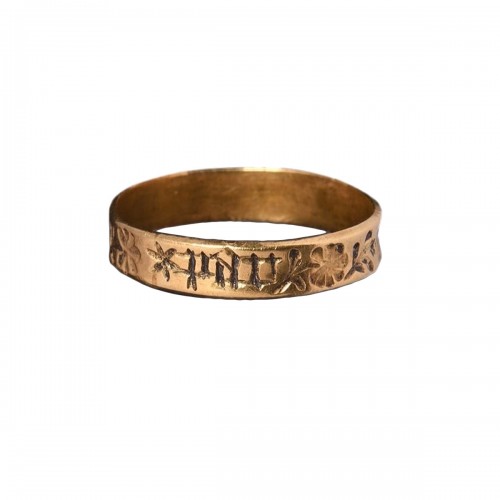 Bague en or avec lettres noires, "Par bon foy"- Angleterre XVe siècle