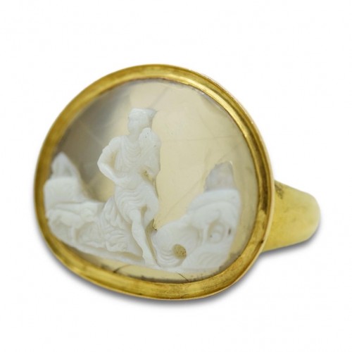 Orpheus Charming Animals Agate Cameo Ring - Italt 16th  Century. - 