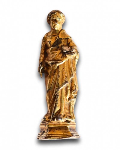 11th to 15th century - Small gilt bronze sculpture of Saint Catherine. Italian, early 15th century