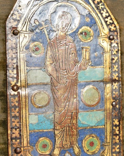 Antiquités - Champlevé enamel plaque from a reliquary chasse. Limoges, c. 1200 - 1250
