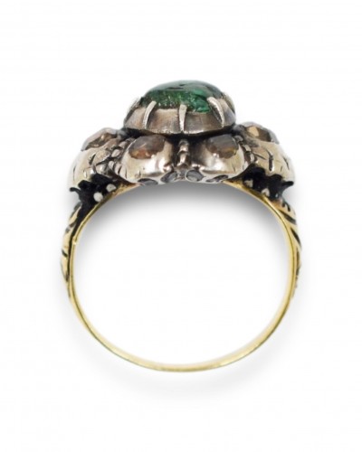  - Baroque diamond and emerald ring - Spain late 17th century. 