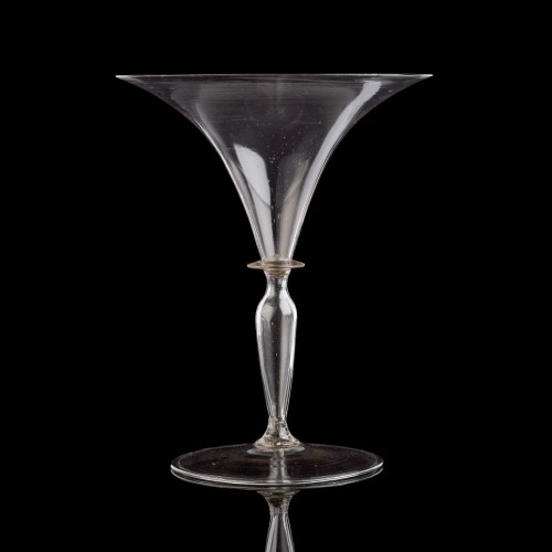 A fine Venetian wine glass, second half of the 16th century - 