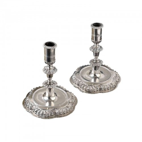 Paire de chandeliers baroques en argent