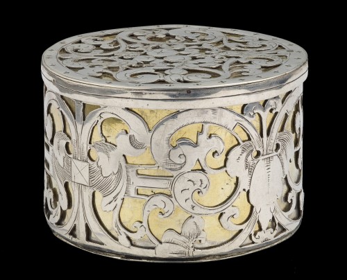 A circular strapwork Box, silver and parcel gilt, Dutch c.1660 - 