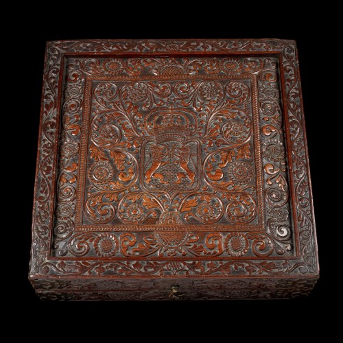 Boîte à jeux en bois de rose sri-lankais/portugais, fin du XVIe/début du XVIIe - Mayflower Antiques