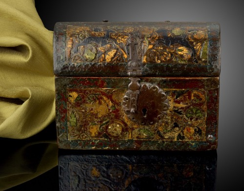  - Boîte bombée de petites proportions de type "Barniz de Pasto", Colombie 17e siècle