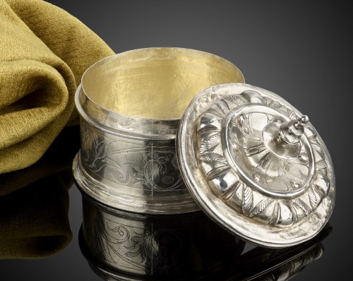 Pyx en argent et en vermeil de style colonial espagnol de la Renaissance, très rare, - Argenterie et Orfèvrerie Style 