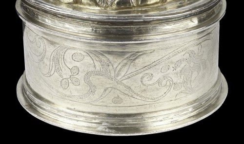 XVIe siècle et avant - Pyx en argent et en vermeil de style colonial espagnol de la Renaissance, très rare,