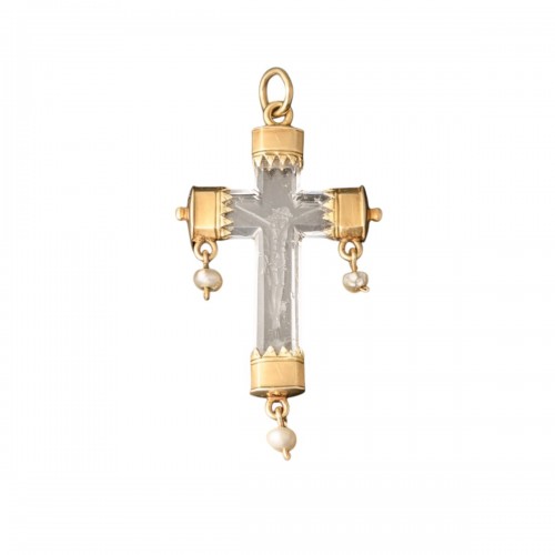 A rock crystal devotional pendant, consisting of a crucifix with gold mount