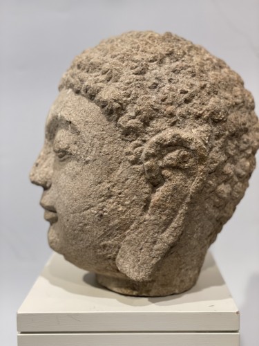 XVIIIe siècle - Tete de bouddha en pierre