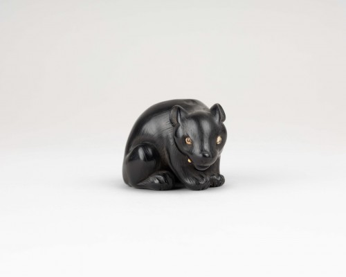 Netsuke –  ebony model of a bear, Japan Edo - Asian Works of Art Style 