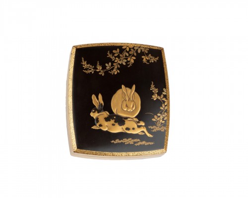 Kobako Lovely Gold Lacquer Box Decorated With Rabbits Japan Edo