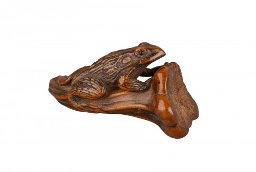 Netsuke - grenouille perchée sur une queue de coloquinte. Japon Edo