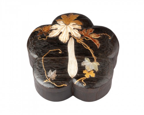 Kobako - Covered Box Japan Late Edo, Meiji period, 19th century