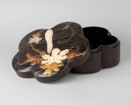 Asian Works of Art  - Kobako - Covered Box Japan Late Edo, Meiji period, 19th century