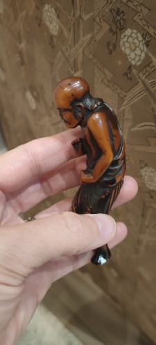 Netsuke - Grand modèle de Rakan, Japon Edo 18e siècle - 