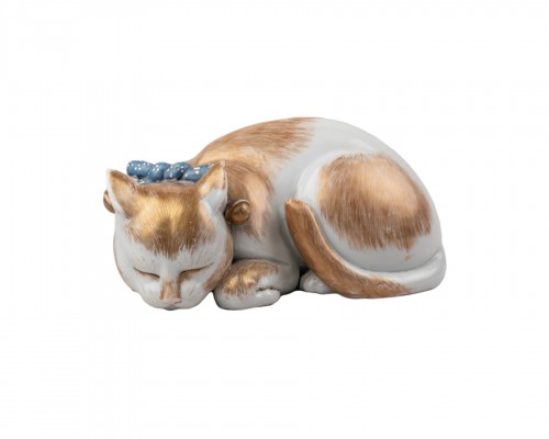 Satsuma porcelain little sleeping cat, Japan