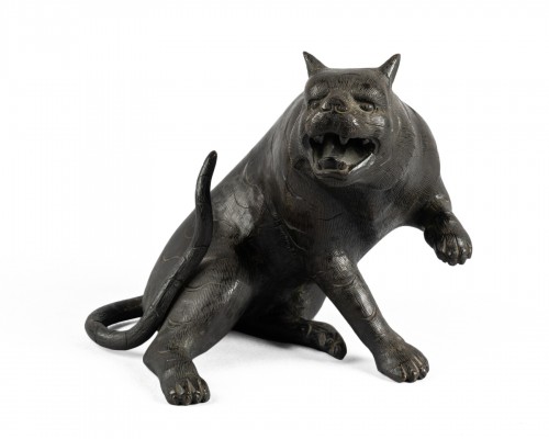 Tigre en bronze. Japon Edo