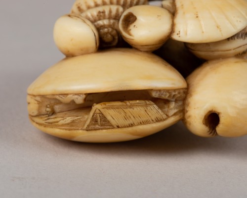 Netsuke - Coquillages accolés, Japon Edo - 