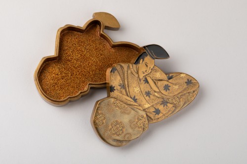18th century - Kobako, gold urushi lacquer box. Japan Edo 18th century