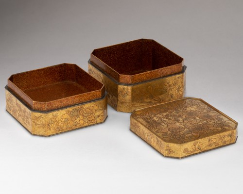 Antiquités - Unusual shape of a Kobako, Japan end of Edo early Meiji