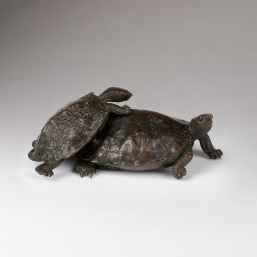 Antiquités - Model of a good group of a tortoise and young - Japan Edo Meiji