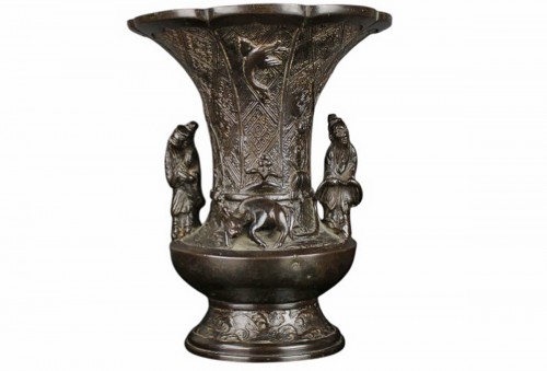 Japanese Bronze Vase, Edo Period (1603-1868)