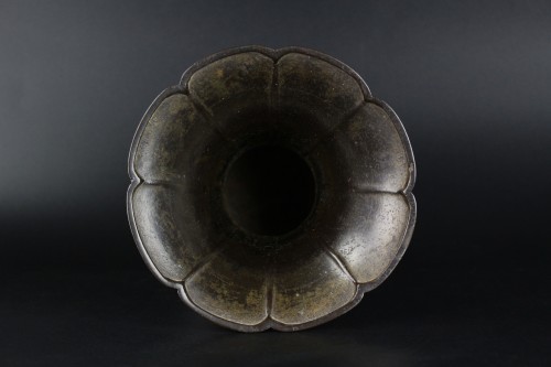 Antiquités - Vase japonais en bronze, époque Edo (1603-1868)