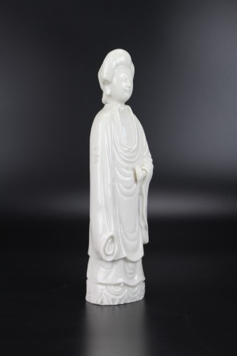  - A Dehua Blanc de Chine standing figure of a lady, Kangxi period
