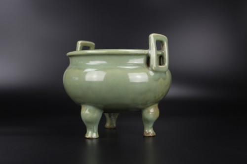 Céramiques, Porcelaines  - Brûleur d'encens tripode en céladon de Longquan (Chine) Encensoir de la dynastie Ming