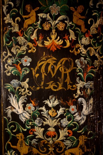 Furniture  - Uzès wardrobe with wedding attributes, first half of the 18th century