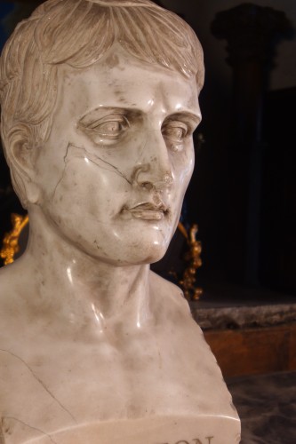Buste de Napoléon en marbre de Carrare, d’après Chaudet - 