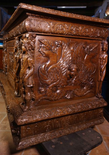 Castle wedding chest: the Judgment of Paris, late 16th century - Renaissance