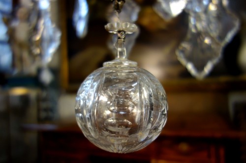Important lustre cage d’église en cristal taillé - Méounes Antiquités