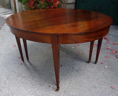 Furniture  - Large mahogany banquet table of Directoire period