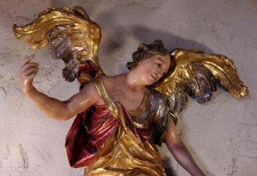 Statue of the Archangel Gabriel in gilded and polychrome wood - Sculpture Style 