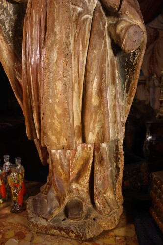 Large statue of a bishop, formerly polychrome, early 18th century - 