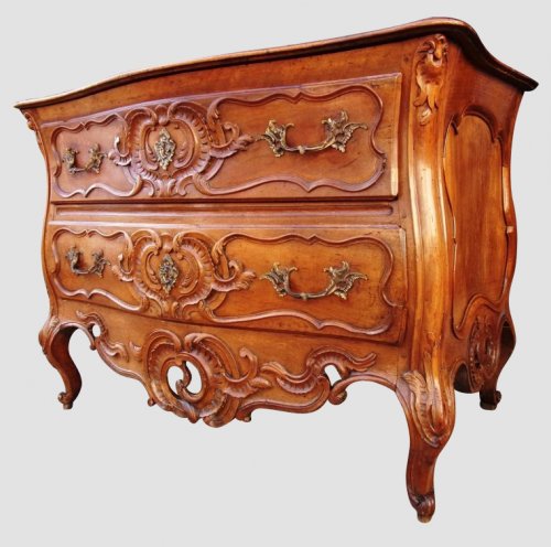 A French provencal (Nîmoise) 18th commode  - Furniture Style Louis XV