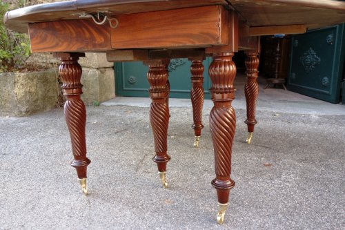 Furniture  - Restauration period french table in mahogany   