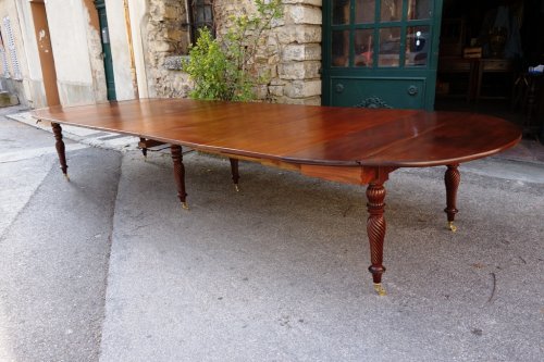 Restauration period french table in mahogany    - Restauration - Charles X