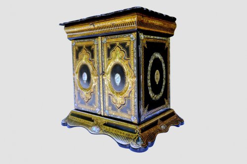 Furniture  - Travel Cabinet for lady - italy late 19th century 