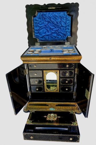 Antiquités - Travel Cabinet for lady - italy late 19th century 