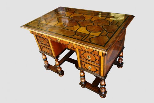 Bureau Mazarin à dessus brisé, fin XVIIe - Louis XIV