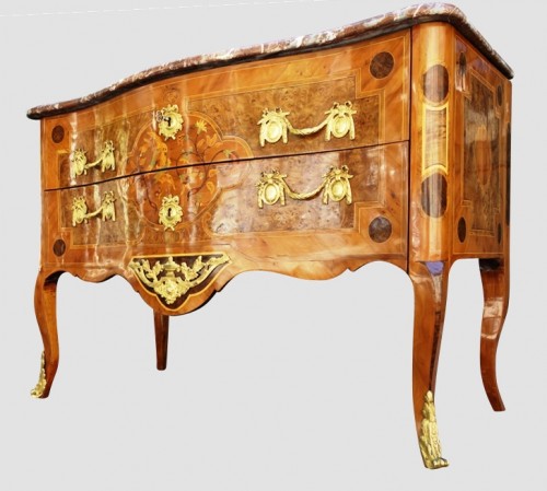 Commode en marqueterie aux oiseaux, Grenoble XVIIIe - Méounes Antiquités